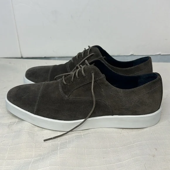 Johnston & Murphy Collectionin Grey Bolivar Cap Toe